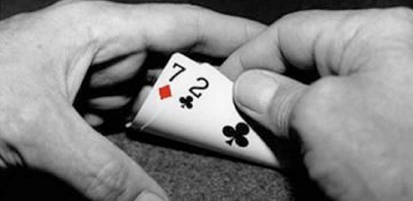 Bluff trong Poker là gì? Kinh nghiệm từ nhà cái UW88